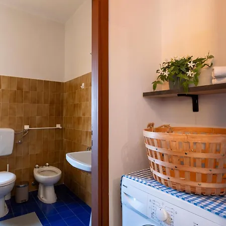 Apartment Lovely House Colazza